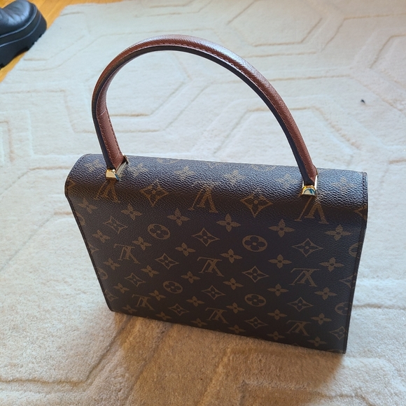 SOLD Louis Vuitton Malesherbes Monogram bag - Picture 5 of 16